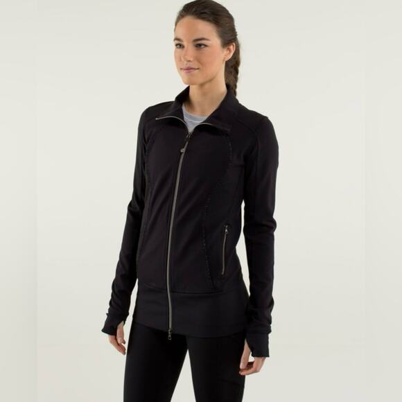 Lululemon Nice Asana Funnel Neck Athletic Mid-Layer Ruffle Jacket In Black Sz 4 - Picture 2 of 16